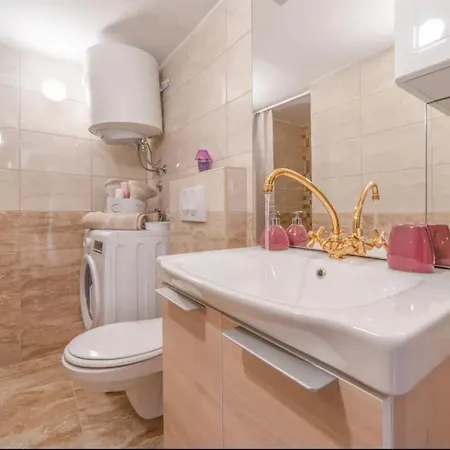 Bianchi,city Center Apartment Cavtat